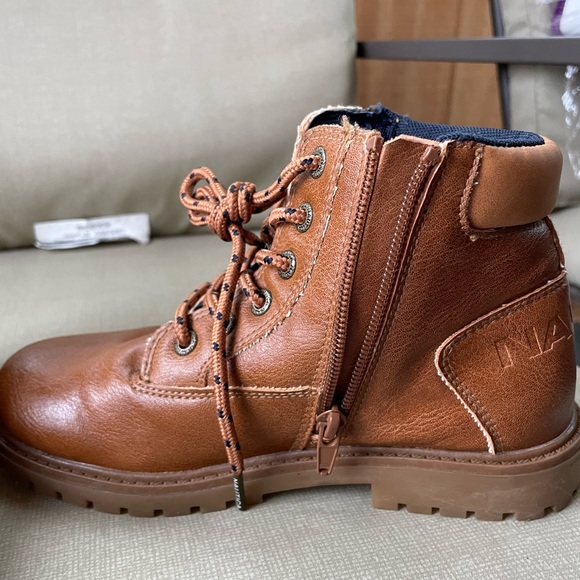 Nautica boys boots size 3 - Picture 5 of 9